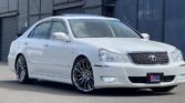 Toyota crown Majesta